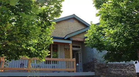63236 Logan Ave, Bend, OR 97701 photo 1