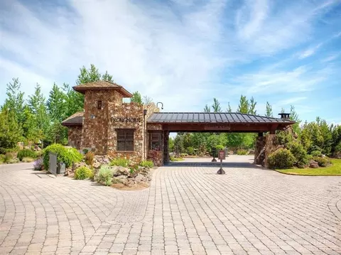 23030 Brushline Ct, Bend, OR 97701 photo 1