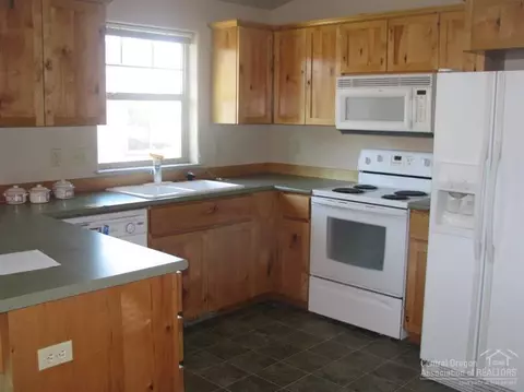 63323 Vogt Rd, Bend, OR 97701 photo 10