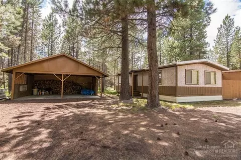 56199 Solar, Bend, OR 97707 photo 1