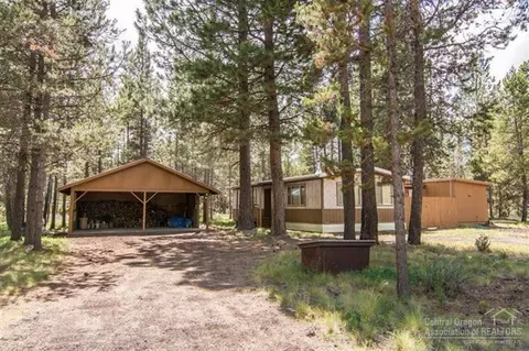 56199 Solar, Bend, OR 97707 photo 13