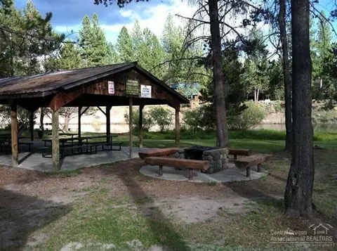 56203 Pasadena, Bend, OR 97707 photo 7