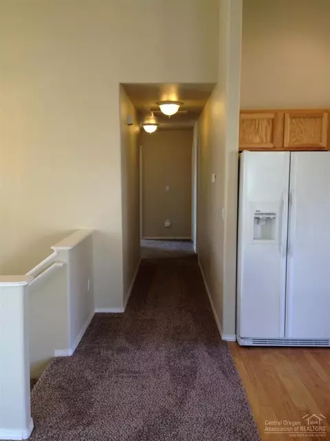 321 NE Alpenview, Bend, OR 97701 photo 8