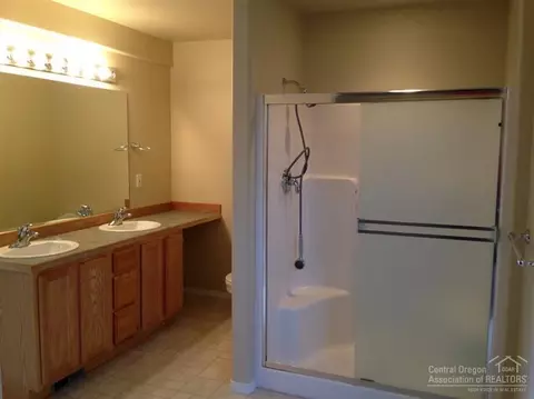 321 NE Alpenview, Bend, OR 97701 photo 21