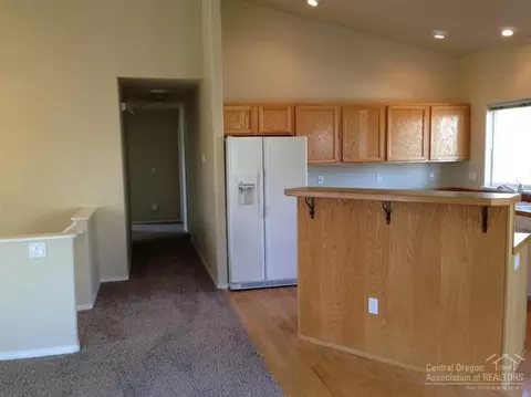 321 NE Alpenview, Bend, OR 97701 photo 5