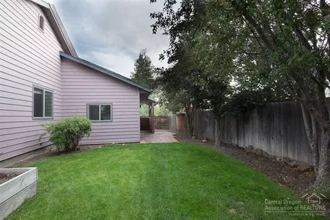 20737 Lyra Dr, Bend, OR 97701 photo 17