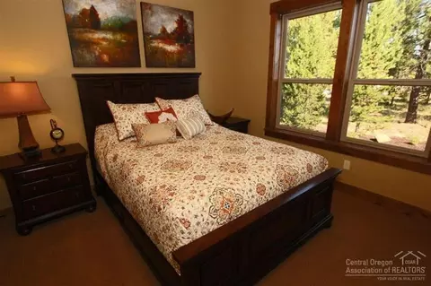 56658 Dancing Rock Loop, Bend, OR 97707 photo 14