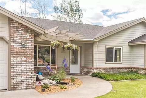 63885 Scenic Dr, Bend, OR 97701 photo 4