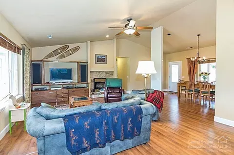63885 Scenic Dr, Bend, OR 97701 photo 15
