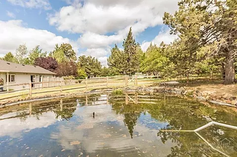 63885 Scenic Dr, Bend, OR 97701 photo 5