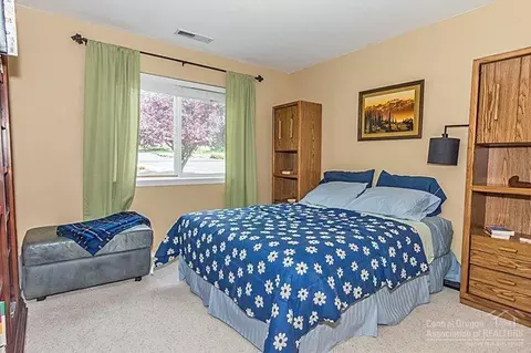 63885 Scenic Dr, Bend, OR 97701 photo 17