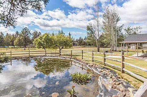63885 Scenic Dr, Bend, OR 97701 photo 25