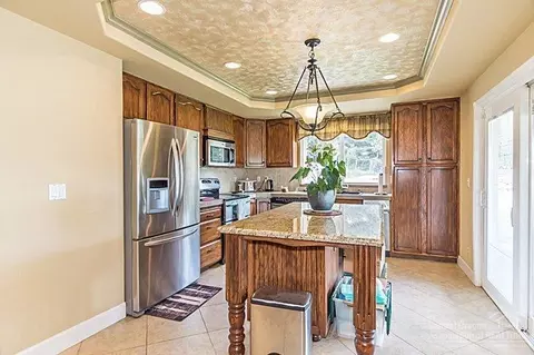 63885 Scenic Dr, Bend, OR 97701 photo 9
