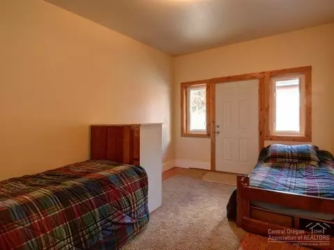 54435 Elk Dr, Bend, OR 97707 photo 22
