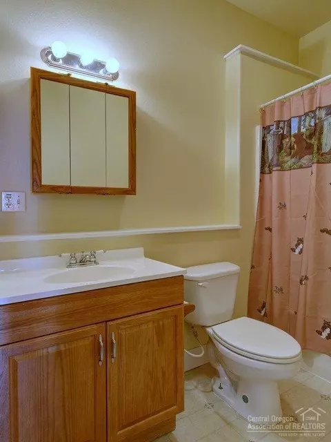 54435 Elk Dr, Bend, OR 97707 photo 23