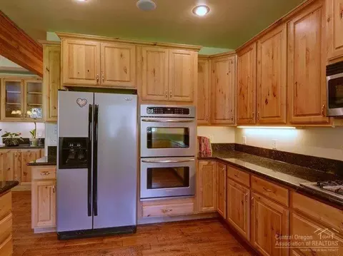 54435 Elk Dr, Bend, OR 97707 photo 12