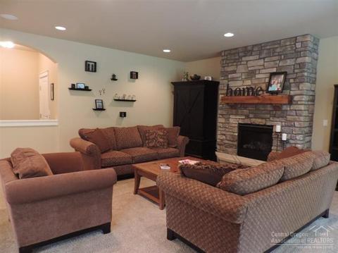 20510 Jacklight Ln, Bend, OR 97702 photo 8