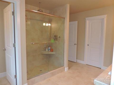 20510 Jacklight Ln, Bend, OR 97702 photo 17