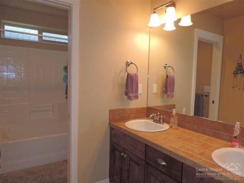 20510 Jacklight Ln, Bend, OR 97702 photo 22