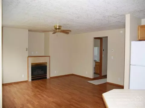 1436 NE Providence Dr, Bend, OR 97701 photo 4