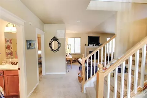 61142 Kepler St, Bend, OR 97702 photo 8
