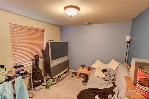 61142 Kepler St, Bend, OR 97702 photo 21