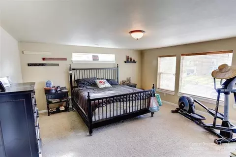 61142 Kepler St, Bend, OR 97702 photo 18