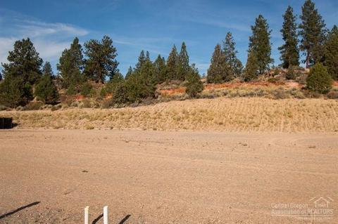 2802 Shields Dr, Bend, OR 97701 photo 4