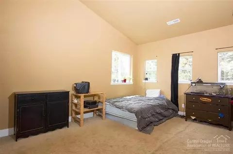 63226 Boyd Acres, Bend, OR 97701 photo 14