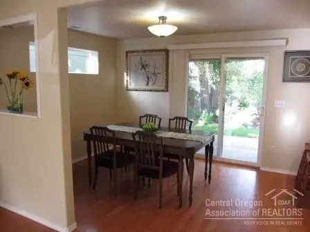 63340 Lava Crest St, Bend, OR 97701 photo 3