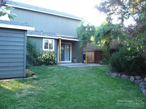 63340 Lava Crest St, Bend, OR 97701 photo 6