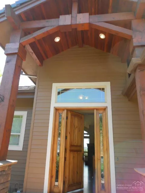 150 NW Phils Loop, Bend, OR 97701 photo 24