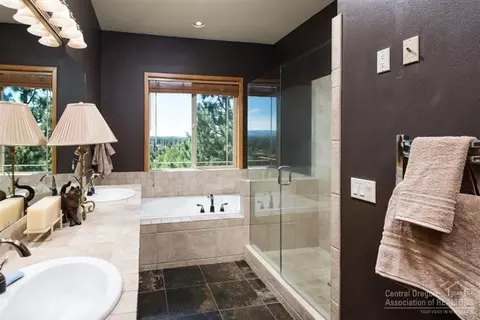150 NW Phils Loop, Bend, OR 97701 photo 13