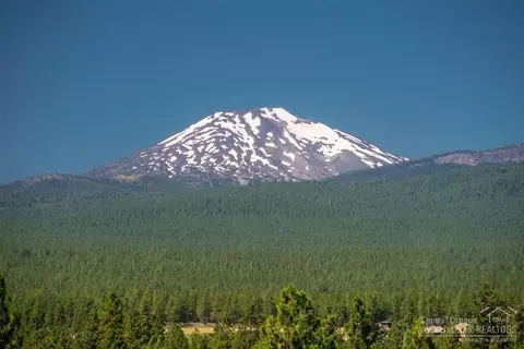 150 NW Phils Loop, Bend, OR 97701 photo 8
