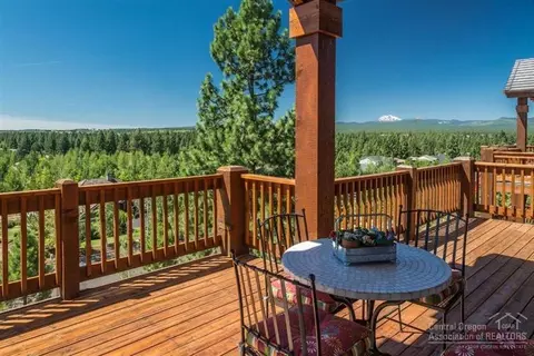 150 NW Phils Loop, Bend, OR 97701 photo 23