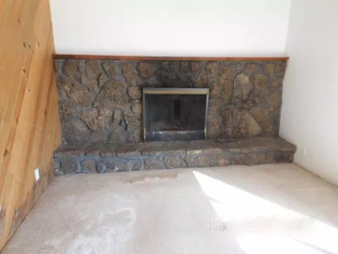 17617 Knight Rd, Bend, OR 97701 photo 3