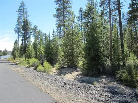 51475 Wheeler Rd, La Pine, OR 97739 photo 3