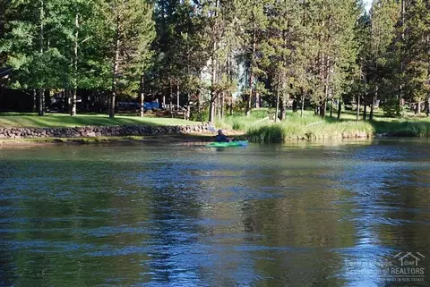 17035 Upland Rd, Bend, OR 97707 photo 8