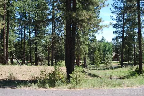17035 Upland Rd, Bend, OR 97707 photo 11