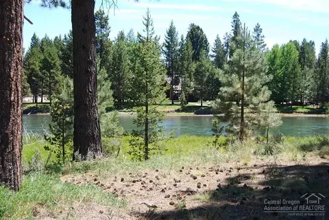 17035 Upland Rd, Bend, OR 97707 photo 5