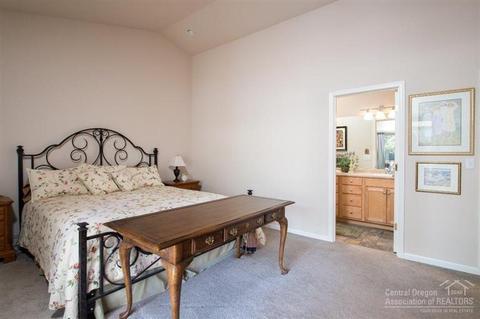 55932 Black Duck Rd, Bend, OR 97707 photo 5