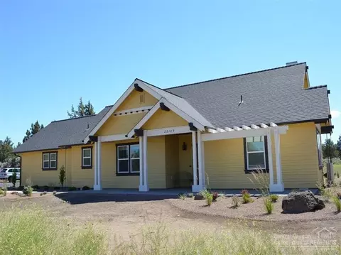 22149 Rickard Rd, Bend, OR 97702 photo 2