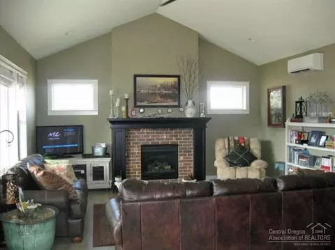 22149 Rickard Rd, Bend, OR 97702 photo 7