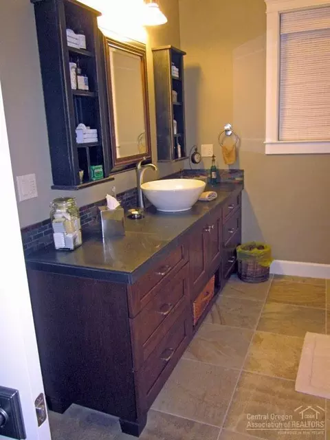 22149 Rickard Rd, Bend, OR 97702 photo 16
