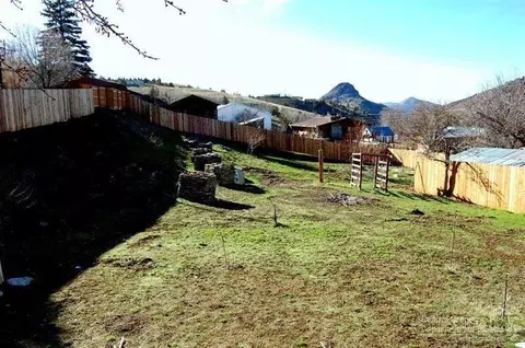 205 SE Sasser Dr, Mitchell, OR 97750 photo 11