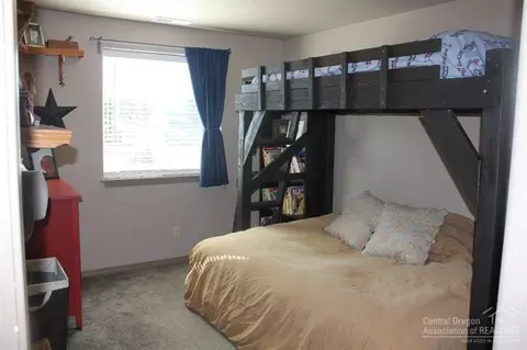 63263 Vogt Rd, Bend, OR 97701 photo 10