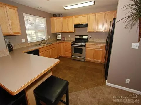 16983 Hermosa Rd, Bend, OR 97707 photo 9