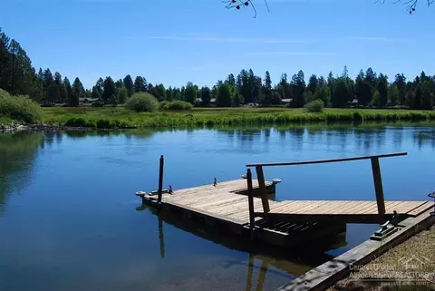 55681 Big River Dr, Bend, OR 97707 photo 2