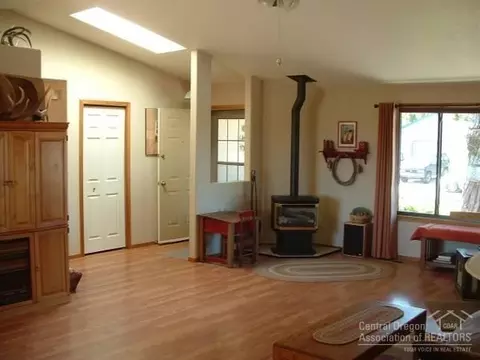 20724 Lyra Dr, Bend, OR 97701 photo 5