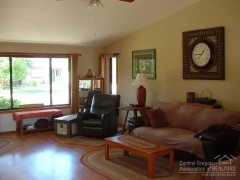 20724 Lyra Dr, Bend, OR 97701 photo 6